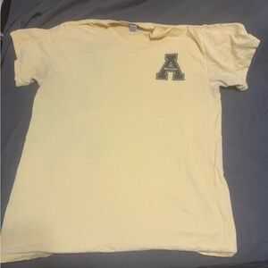 Gildan Yellow Short Sleeve Tee